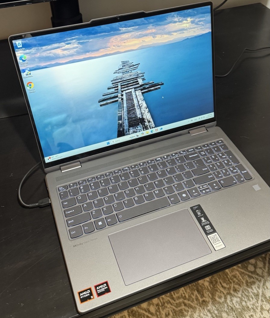 Lenovo Yoga 7 2-in-1 16" 2K Touch Laptop AMD Ryzen 5 8640HS 8GB RAM 512GB SSD gallery