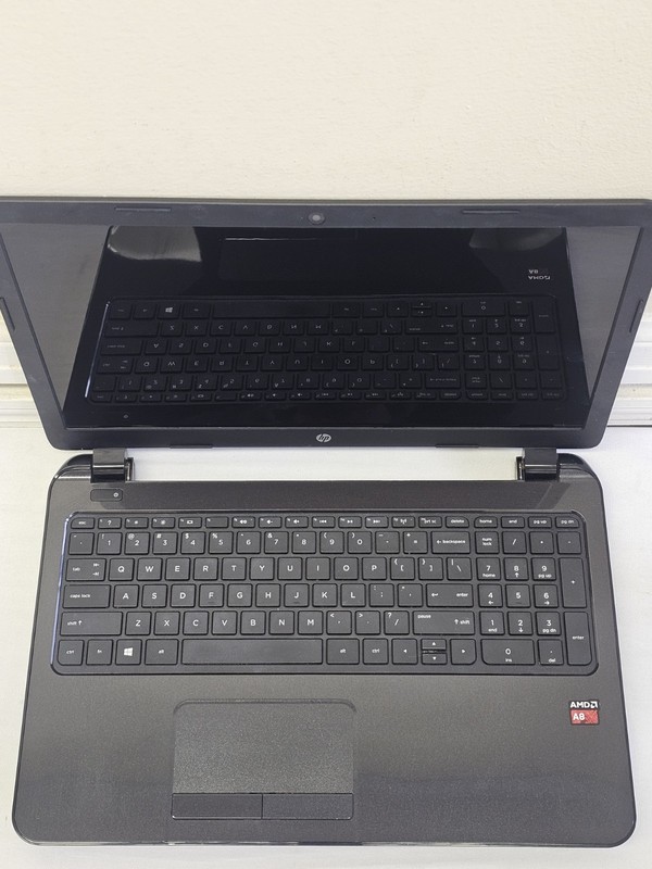 HP 15-g039wm Laptop - AMD A8-6410 - 4GB RAM - 750GB HDD - NO BATT - Windows 10 gallery