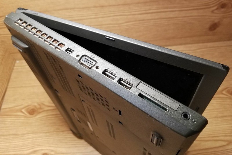Workstation Thinkpad W540 i7-QUAD 2TB SSD 32GB 15.6 IPS FHD Quadro K2100M + Dock gallery