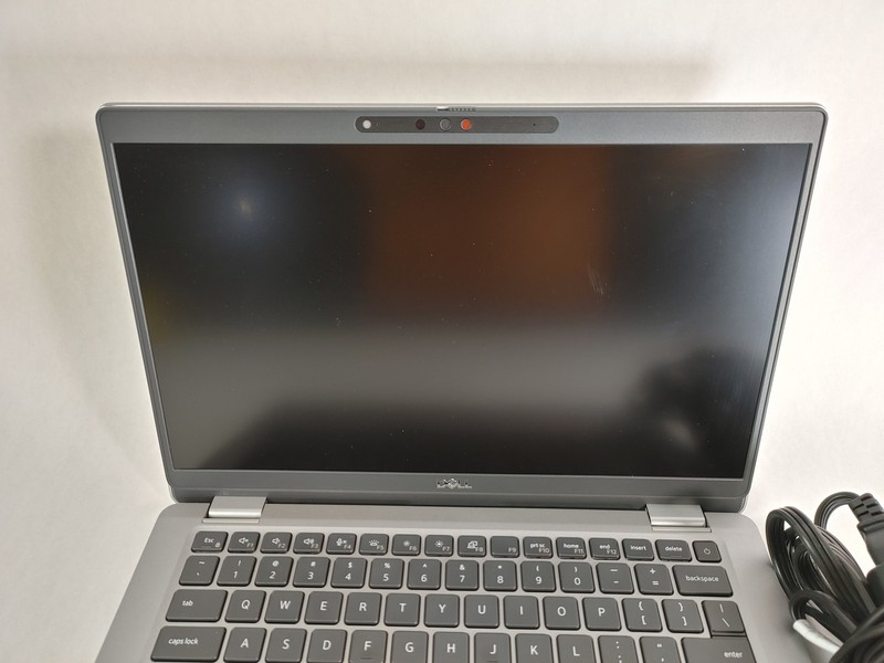 Dell Latitude 5330 Core i7-1265U 1.80 GHz 16 GB 256 GB NVMe Windows 11 Pro gallery