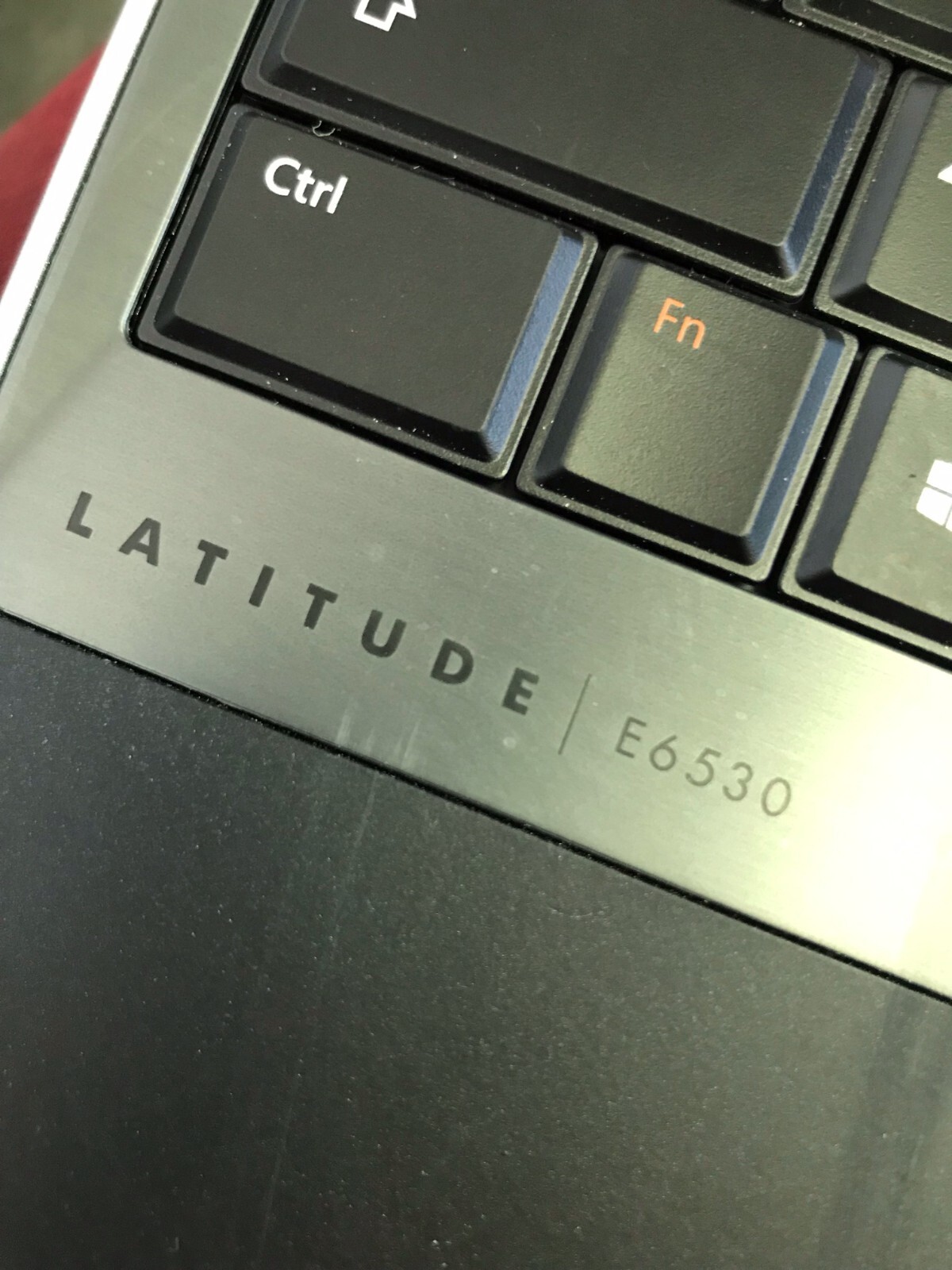 Dell Latitude E6530 / Intel Core i5 3210M @ 2.50GHz / 4GB RAM/ 320GB HDD gallery