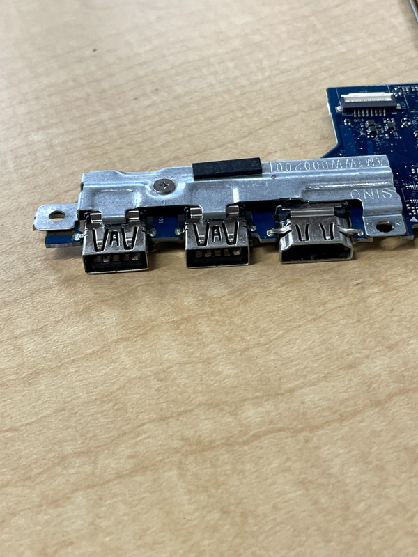 Dell 11 3180 Chromebook Motherboard, 4GB Non Touch 1TX65 gallery