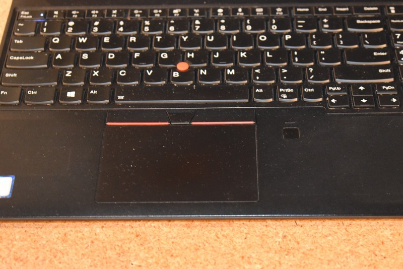 Lenovo ThinkPad T580 15.6" Quad Core i7-8650U 16GB RAM 512GB SSD Windows 11 Pro gallery
