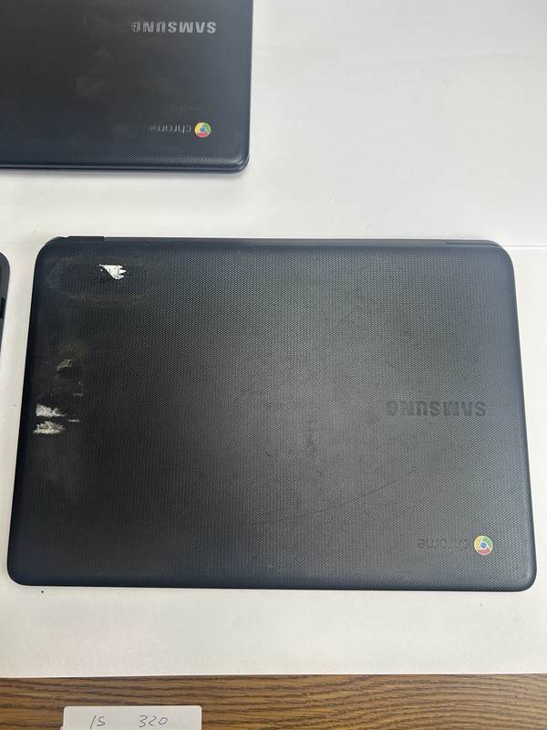 Lot of 3 Samsung Chromebook XE500C13 4GB 16GB PARTS REPAIR #* gallery