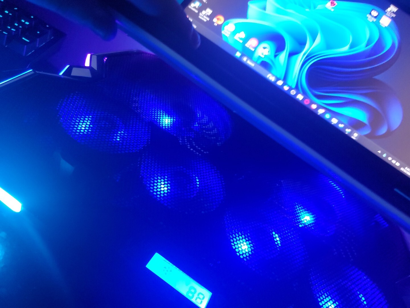 alienware X15 R2 I9-12900h 3070ti gallery