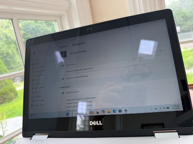 2-in-1 Touchscreen Laptop i3/i5/i7 Intel 5th/6th/7th Gen 8GB 128GB SSD Win11 gallery