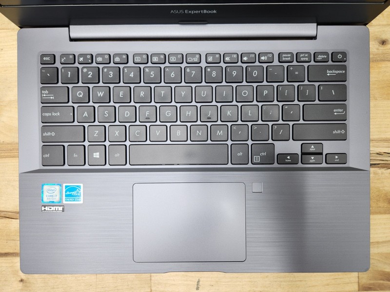 ASUS ExpertBook P5440F 14" FHD i7-8565U 1.8GHz 16GB 256GB SSD Windows 11 Pro ~ gallery