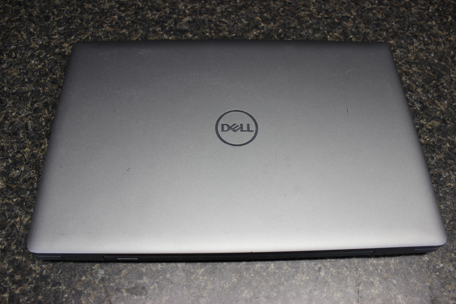 Dell Latitude 5520 I5-1135G7U 256GB NvME SSD 16GB DDR4 Win11Pro- see Description gallery