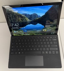 Microsoft Surface Pro 1796 i7 16GB RAM 512GB SSD + Keyboard + Pen + Mouse