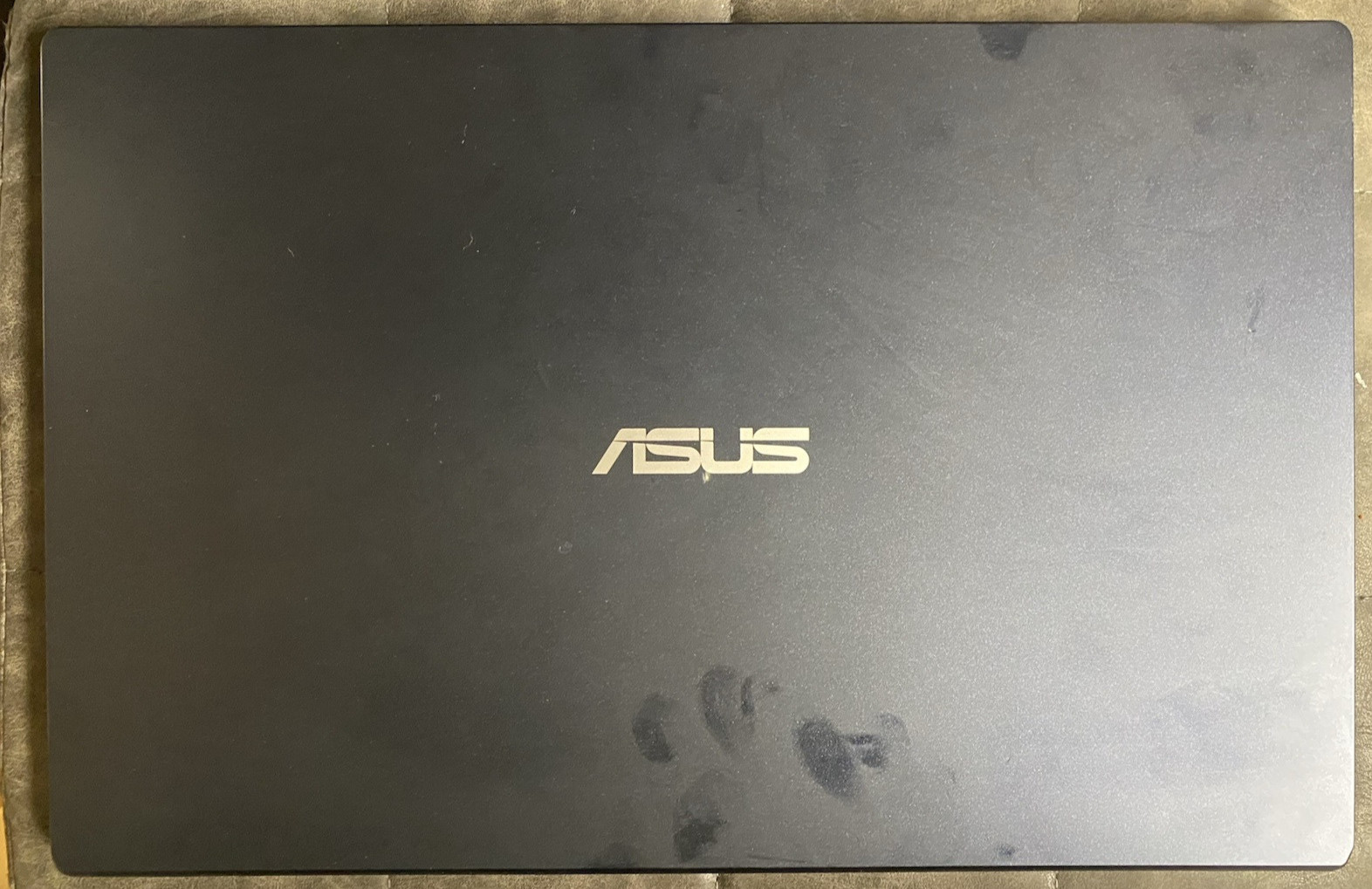 ASUS L510M E510 64GB Storage 4GB RAM Linux Fedora Intel Celeron N4020 x2 gallery
