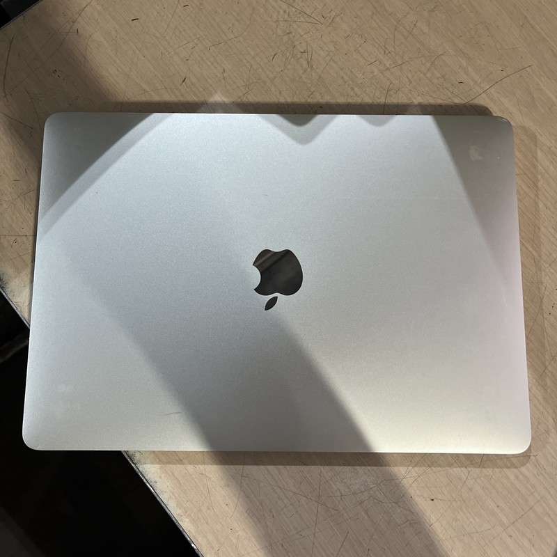 APPLE MACBOOK AIR 13" LATE 2018 CORE I5-8210Y 1.6GHZ 8GB RAM 128SSD gallery
