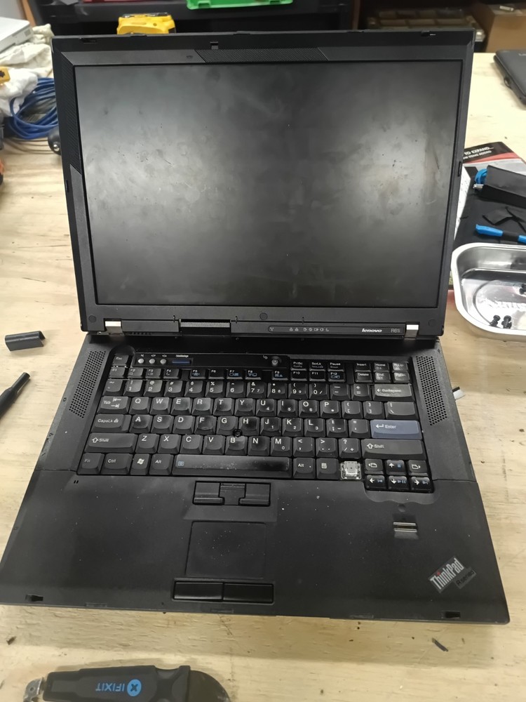 Lenovo ThinkPad R61i Vintage UNKNOWN CONDITION