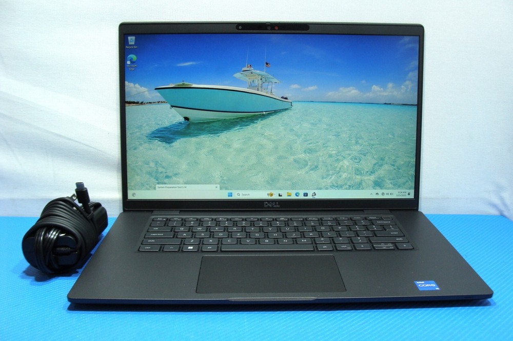 Dell Latitude 7530 15.6"FHD i5-1245U 1.3GHz 8GB 256GB SSD Windows 11Pro Warranty