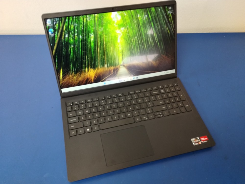 DELL 15 DC15255 G8MK9, AMD Ryzen 7 7730U, 2.00 GHz, 16 GB RAM 512 GB NVMe