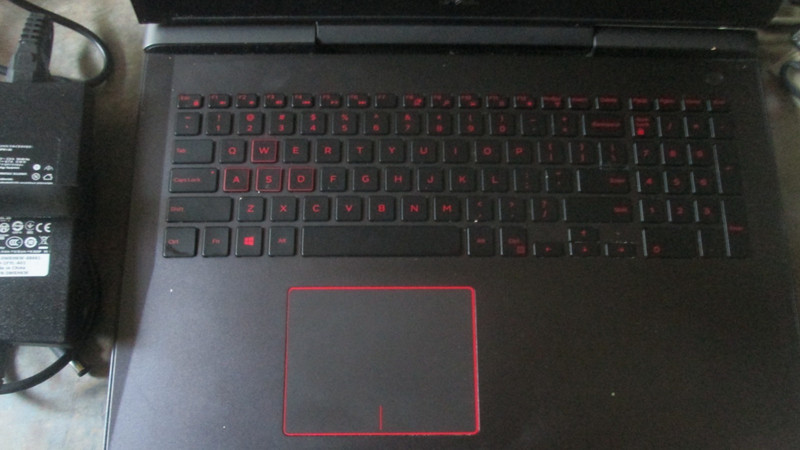 Dell Inspiron 15 7577 15.6" Intel Core i7-7700HQ@2.80GHz/16GB/ 128GB SSD Gaming gallery