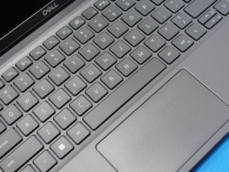 Dell Latitude 7330 13.3" FHD Intel Core i5-1245U 1.6GHz 16GB 256GB Win11Pro+PA gallery