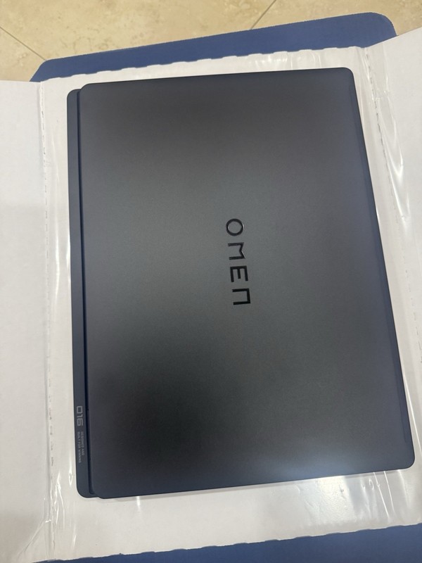 HP OMEN - MAX 16" OLED 240Hz Gaming Laptop - Intel Core Ultra 9 275HX 5080 gallery