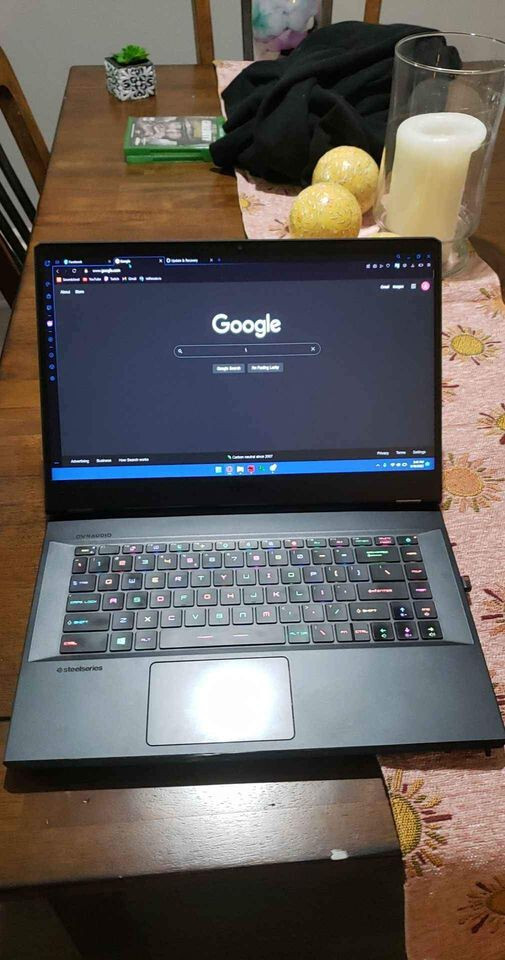 MSI GE66 Raider 10SFS-670 15.6" (1TB SSD, Intel Core i7-10750H, 2.6GHz, 32GB... gallery