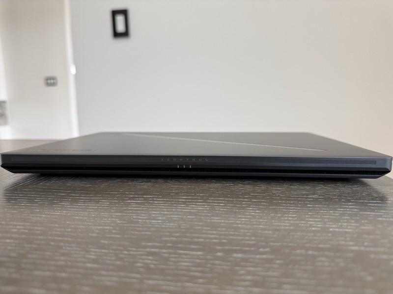 ASUS ROG Zephyrus G14, 120hz OLED, RTX 5070Ti, AMD HX 370, 32GB Ram, 2TB SSD gallery