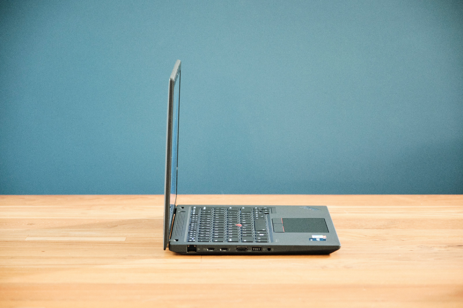Lenovo ThinkPad T14 Gen 3, Core i7-1260P (12-cores), 16GB DDR4, 512GGB SSD, FHD+ gallery