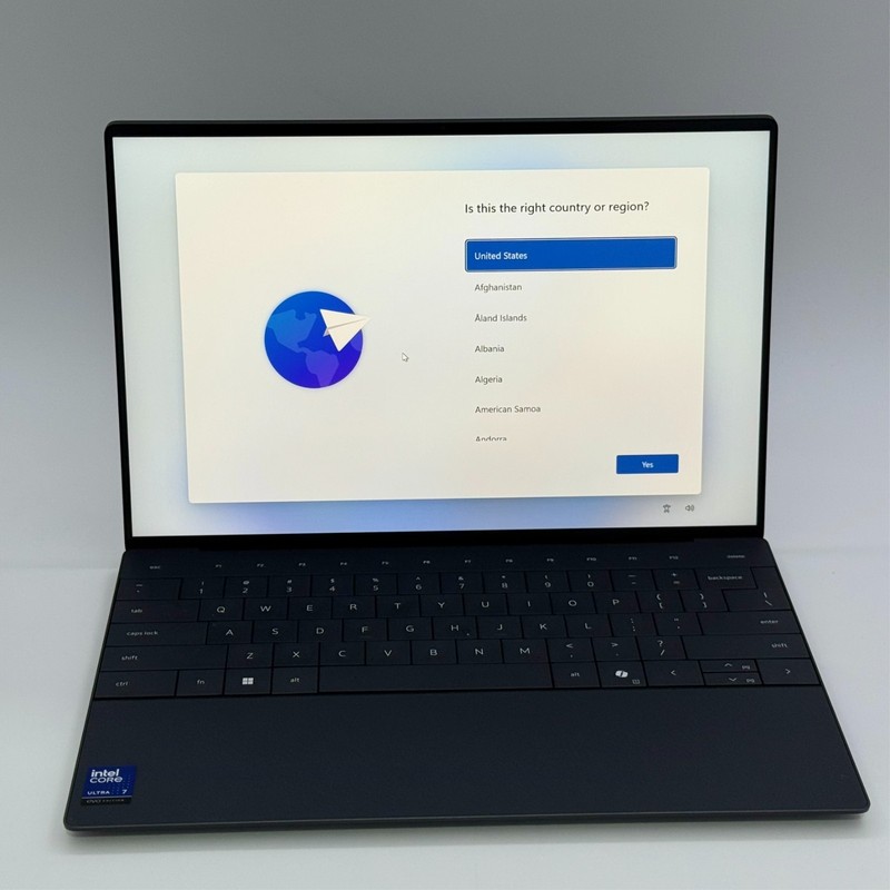 Dell XPS 13 13.4" Laptop WUXGA Intel Core Ultra 7 256V 16GB 512GB SSD Copilot gallery