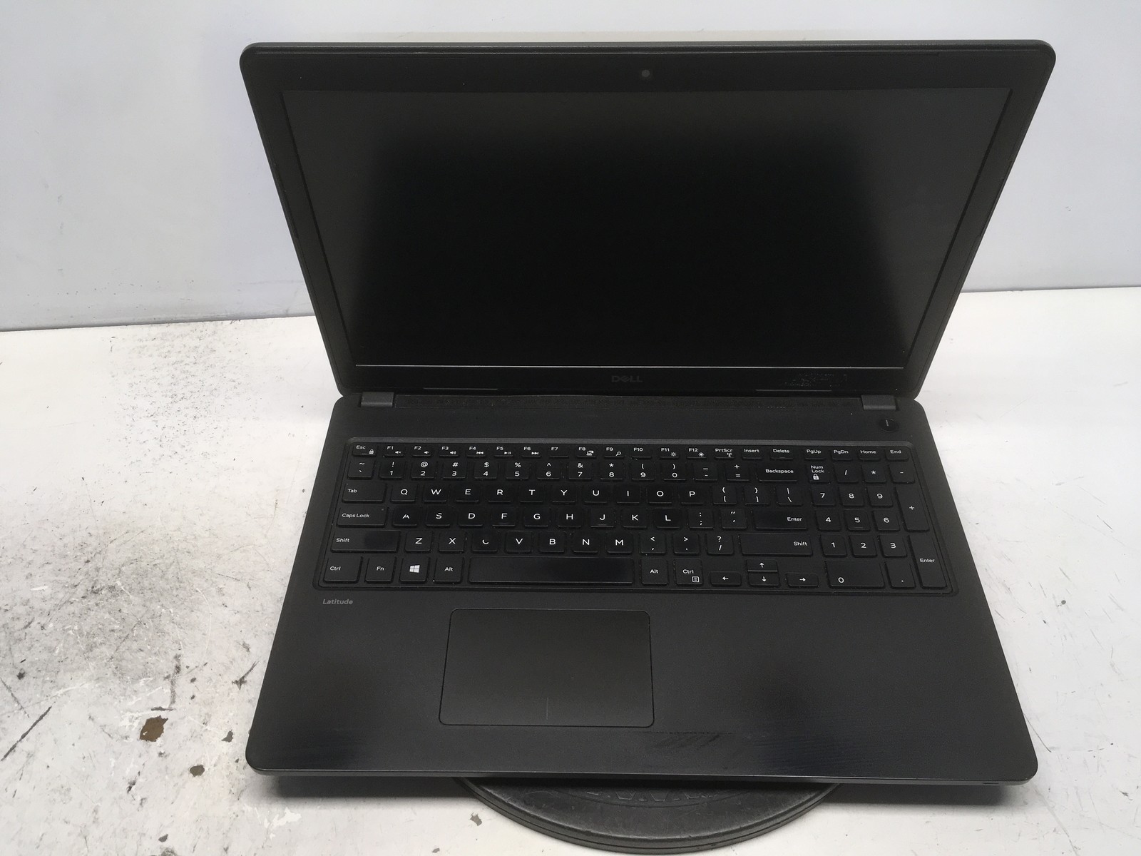 Dell Latitude 3580 Intel i3-6006U 2GHz No RAM NO HDD No Batt gallery