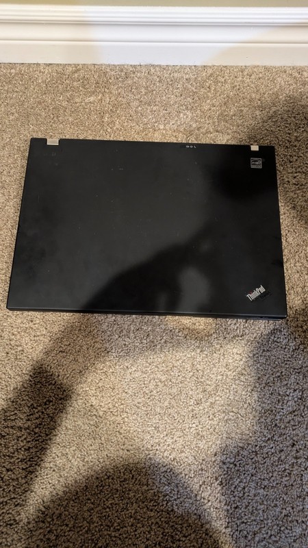 Thinkpad T61 T7500 nvs140m 4gb ram 1680x1050p screen 15inches gallery