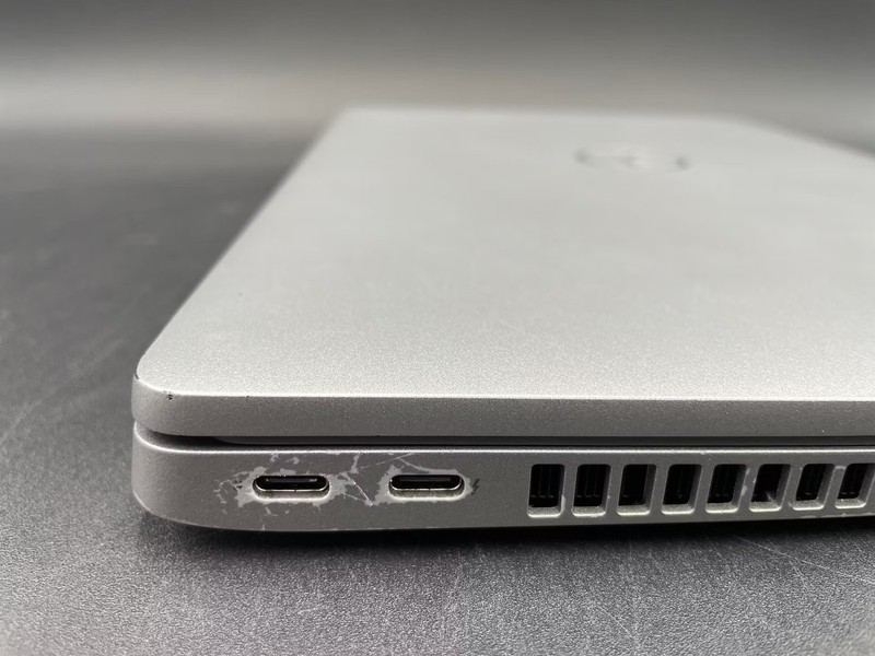 Dell Latitude 5420 Used 13.9" (i5-1145G7-16GB-256GB NVMe) gallery