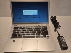 Toshiba CB35-C3300 Chromebook 2 13.3″ Celeron N2840 2GB RAM 16GB BT -Linux Ready