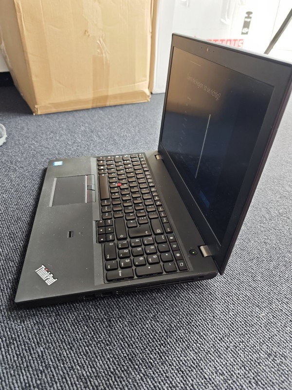 Lenovo ThinkPad T560 15.6 inch (500GB HDD, Intel Core i5 6th Gen., 2.40 GHz, 16 GB gallery