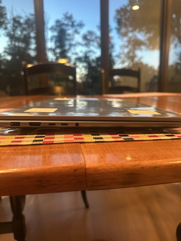Lenovo Yoga Pro 9i 16IMH9 16" Core Ultra 9 185H 32GB RAM 1TB GeForce RTX 4060 gallery