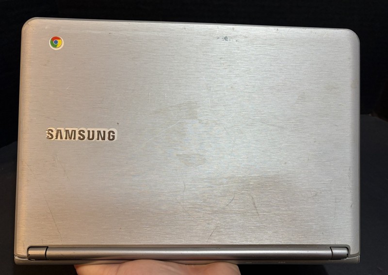 SAMSUNG Model XE303C12 Laptop Chromebook No Power Cord gallery