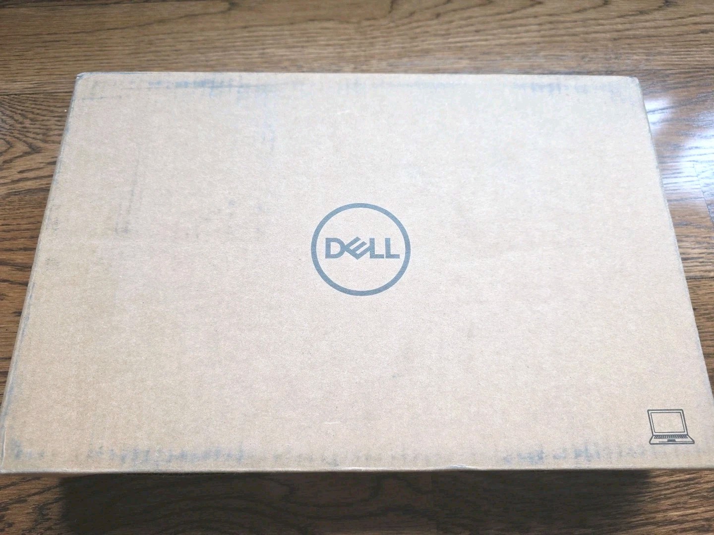 Brand New Dell Inspiron 11 3195 2 in 1 AMDA9/11.6" HD Touchscreen/4GB/64GB gallery