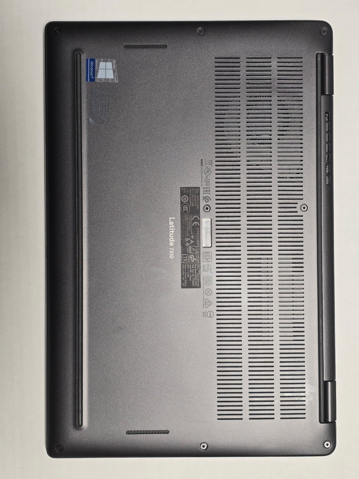 Dell Latitude 7310 13" Laptop Intel Core i7 10th Gen 32GB 512 GB SSD Win 11 Pro gallery