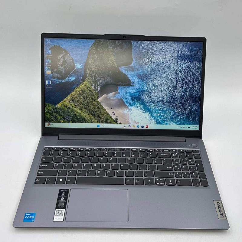 Lenovo IdeaPad Slim 3 15IAN8 15.6" i3-N305 1.8GHz 8GB RAM 128GB SSD gallery
