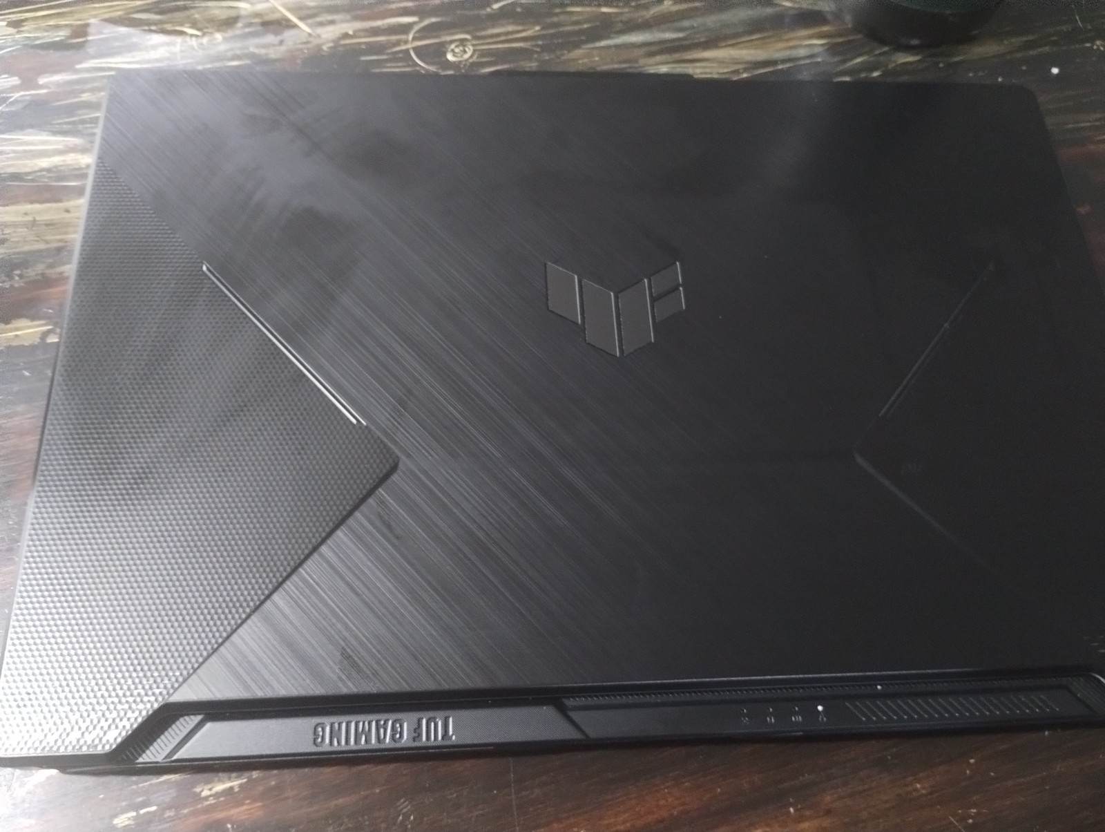 ASUS TUF Gaming A17 FA706NF 17.3" AMD Ryzen 5 7535HS 8GB DDR5 512GB SSD RTX 2050 gallery