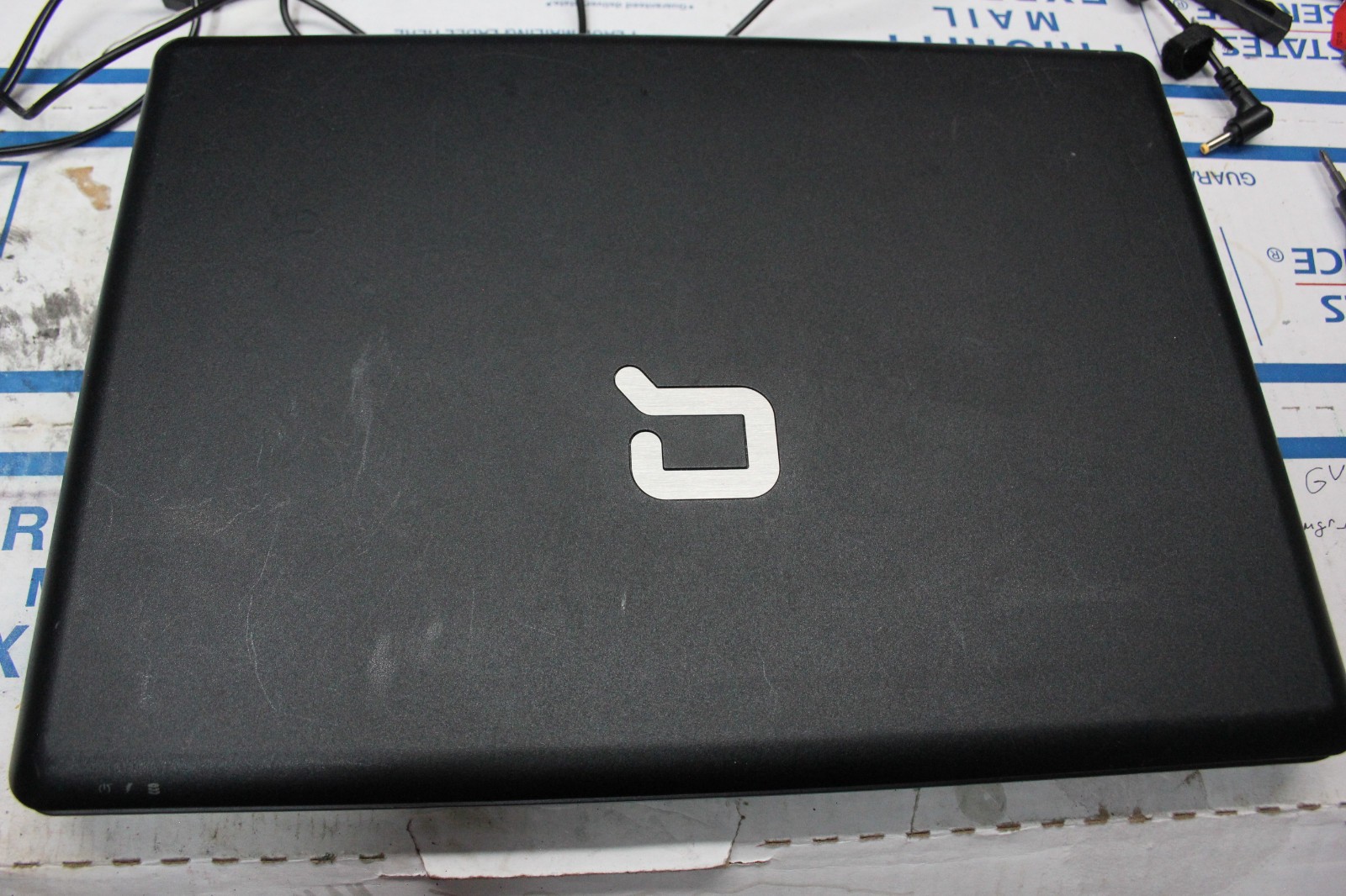 Compaq Presario F767NR AMD TURION 64 X2 1GB Ram 15.4" Display No HDD OR Cord gallery
