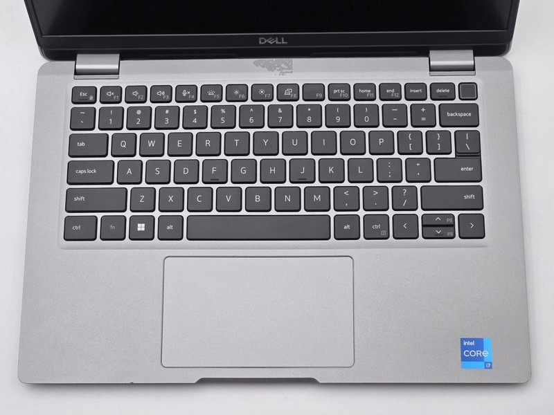 Dell Latitude 5330 13.3" FHD Touch i7-1265U 16GB 512GB SSD Win 11 Pro gallery