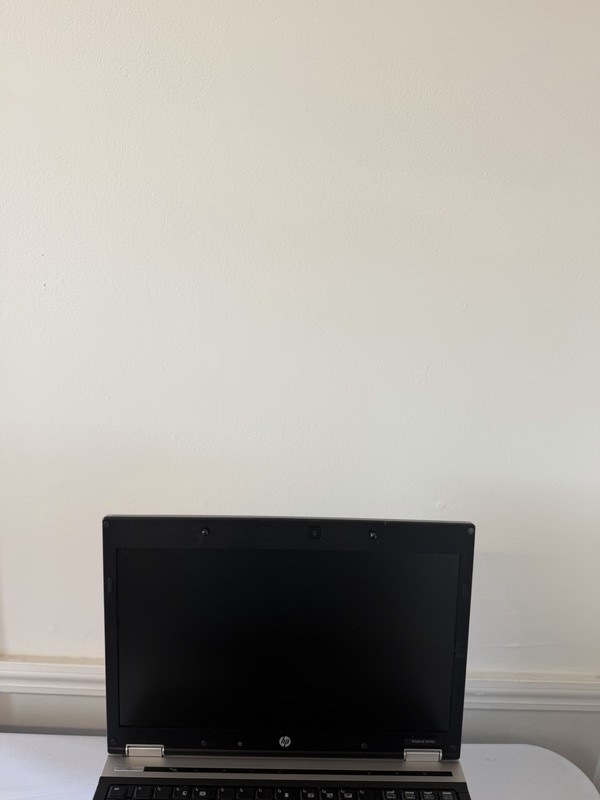 HP Elitebook 8440P Laptop - Good Screen - Intel i5-M520 - RAM 3 GB - Read Des gallery