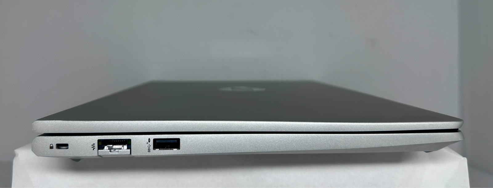 HP ProBook 440 G9 14" FHD I5-1235U 256GB SSD 8GB W11P gallery