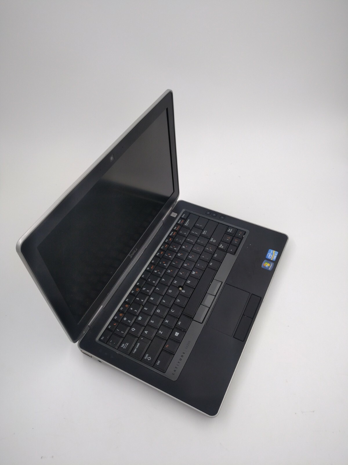 Dell Latitude E6330. Core i7, 8 GB RAM, 500 HDD, NEW BATTERY. gallery