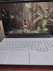 Alienware M17 R3 17.3 inch, RTX 2070 SUPER gaming laptop, 6-core CPU, bonus AC 