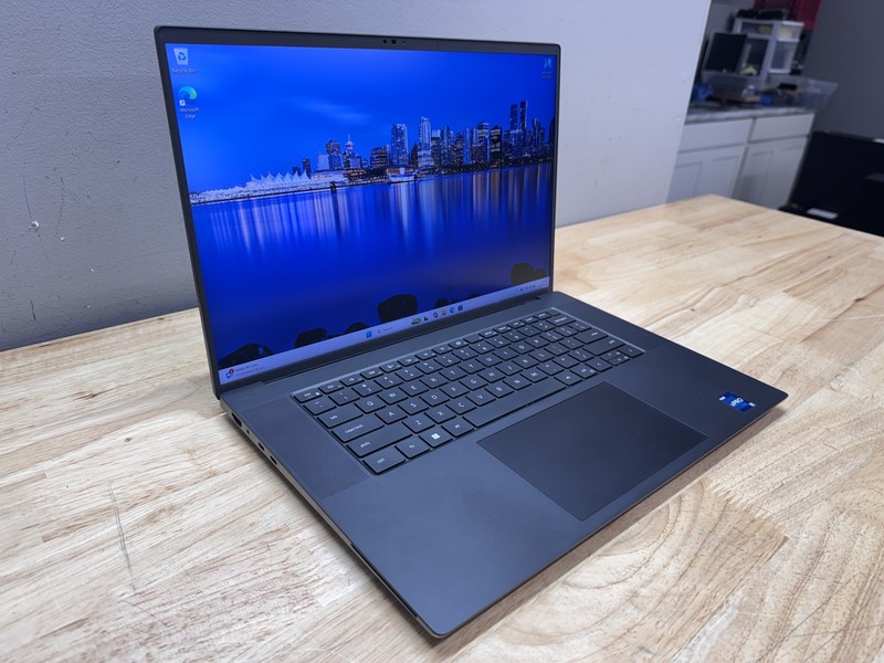 Dell Precision 5680 16" Laptop Intel Core i7, 512GB SSD, 32GB RAM, W11 gallery