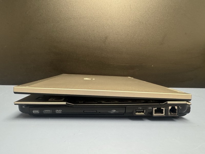 HP ELITEBOOK 6930P - BOOTS TO BIOS Read gallery
