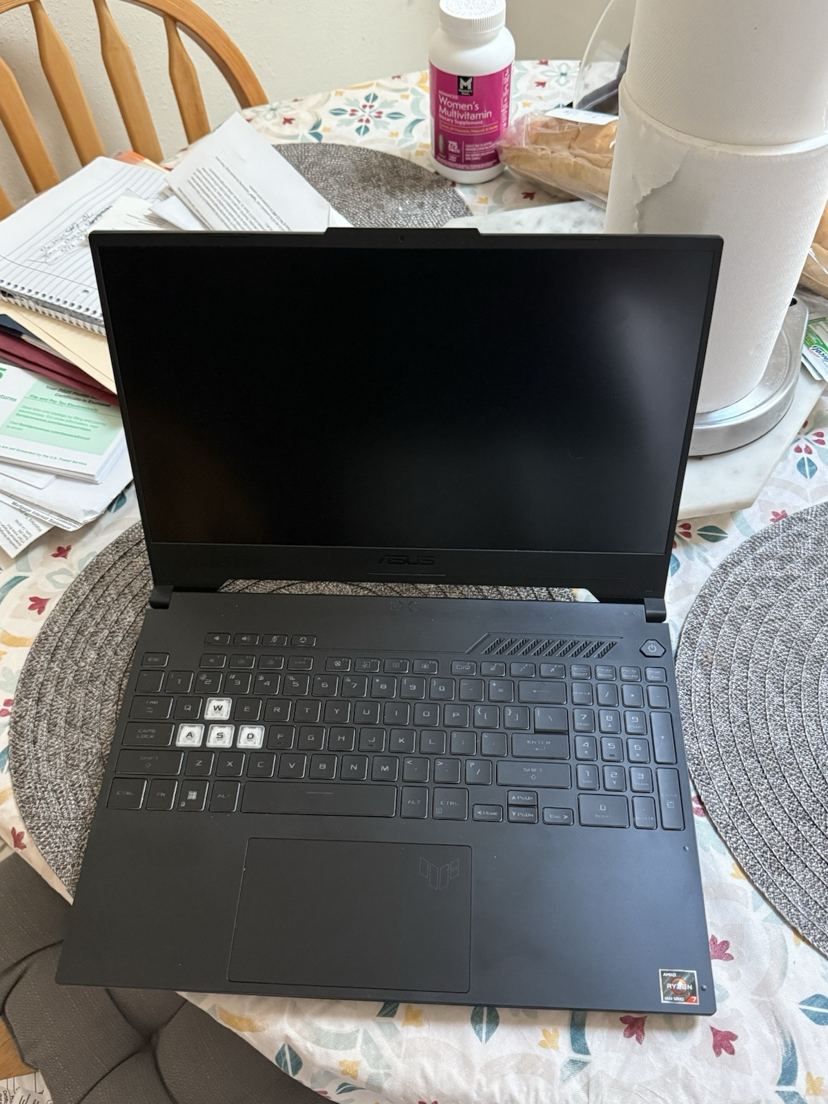 ASUS TUF Gaming A15 15.6'', 512GB SSD, AMD Ryzen 7,32GB RAM, RTX 3050Ti - Laptop gallery