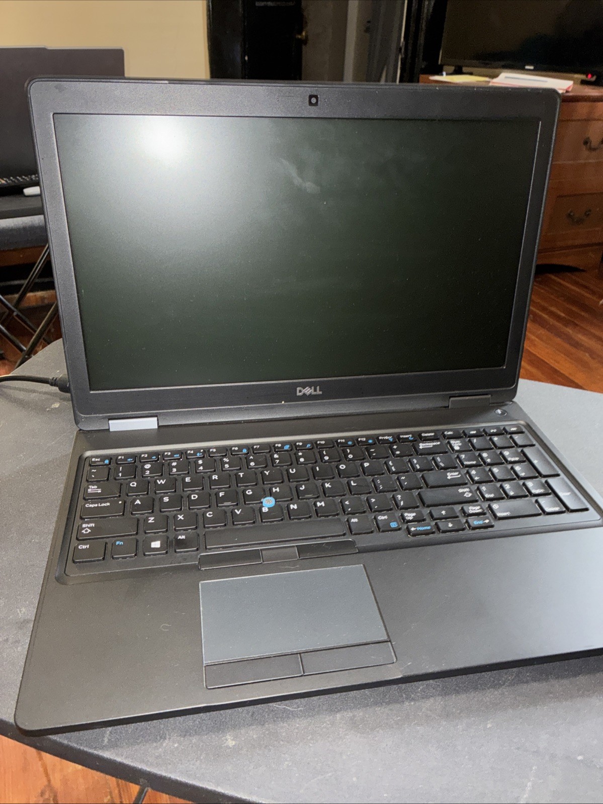 Dell Latitude 5591 i7-8850H @ 2.6 GHz 8GB RAM 512GB SSD Windows 11 Home gallery