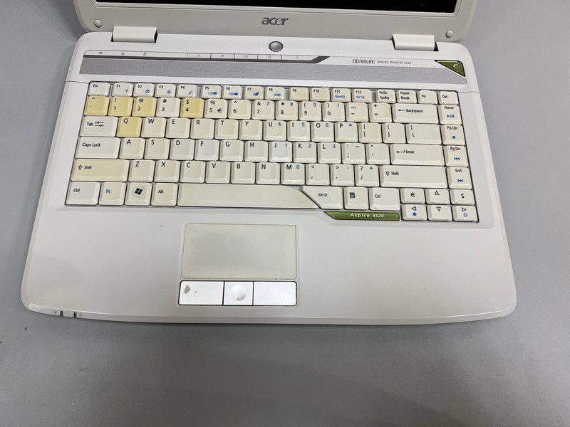 ACER Aspire 4520 AMD Athlon Dual-Core 2GB RAM 120GB HDD WIFI WRBCAM gallery
