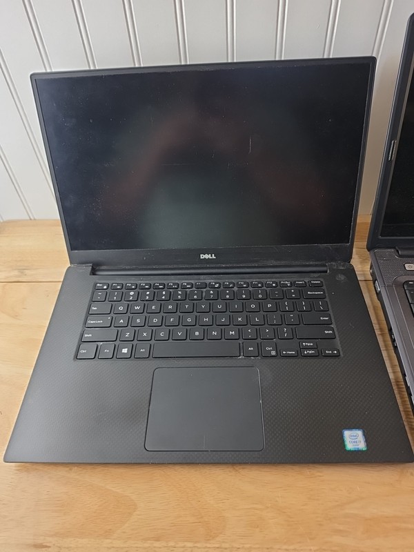 Dell XPS 15 P56F Laptop Computer & HP Presario F700 Parts Only gallery