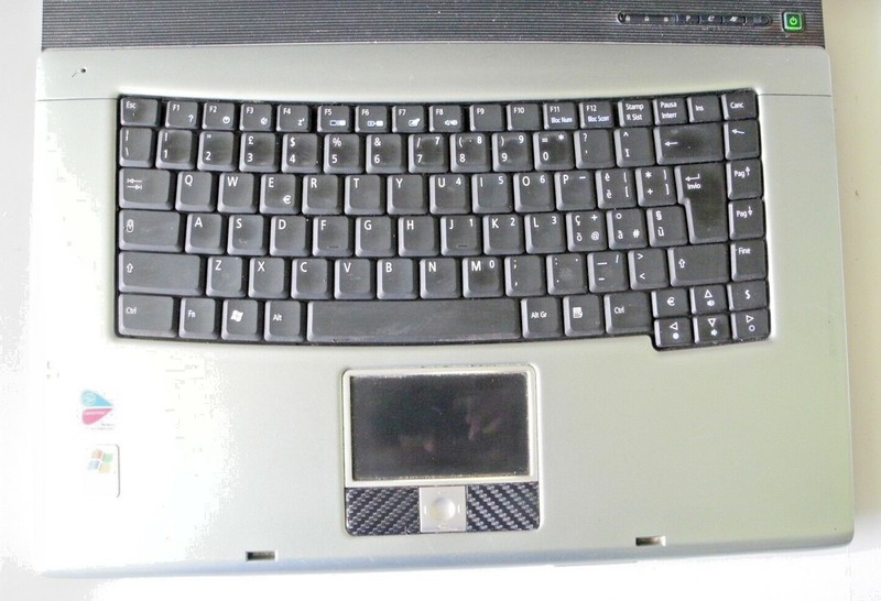 Acer Aspire 1640 Notebook PC Pentium 1.73 1gb ddr2 80gb ide DVD Windows Xp Pro gallery