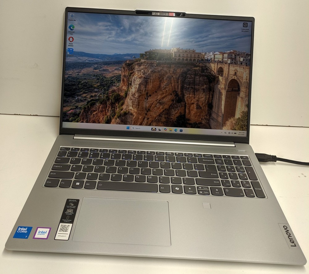Lenovo IdeaPad Slim 5 16in Core 7-150U, 8GB, 512GB